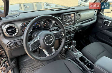 Внедорожник / Кроссовер Jeep Wrangler 2022 в 