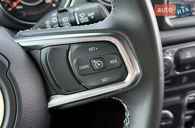 Внедорожник / Кроссовер Jeep Wrangler 2022 в 