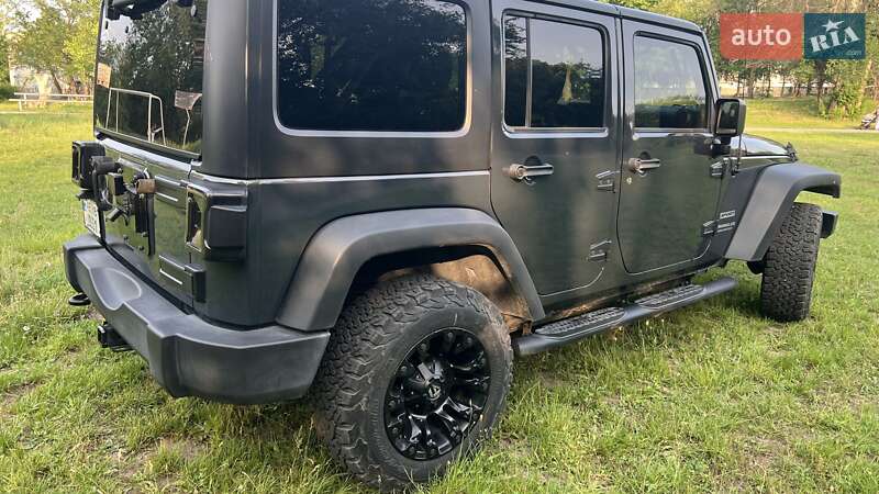 Позашляховик / Кросовер Jeep Wrangler 2016 в Дніпрі