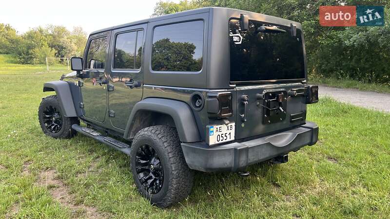 Позашляховик / Кросовер Jeep Wrangler 2016 в Дніпрі