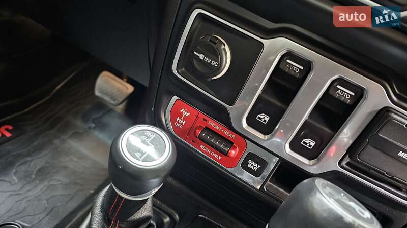 Позашляховик / Кросовер Jeep Wrangler 2018 в Запоріжжі фото 27 Позашляховик / Кросовер Jeep Wrangler 2018 в Запоріжжі