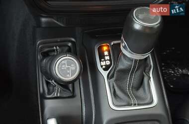 Внедорожник / Кроссовер Jeep Wrangler 2020 в 