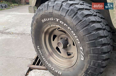 Внедорожник / Кроссовер Jeep Wrangler 1995 в 