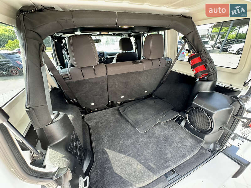 Позашляховик / Кросовер Jeep Wrangler 2013 в Вінниці