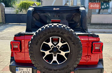 Внедорожник / Кроссовер Jeep Wrangler 2018 в 