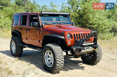 Позашляховик / Кросовер Jeep Wrangler 2014 в Києві