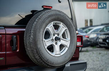 Внедорожник / Кроссовер Jeep Wrangler 2021 в 