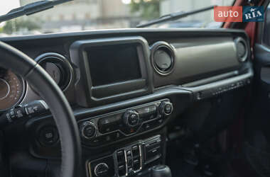 Внедорожник / Кроссовер Jeep Wrangler 2021 в 