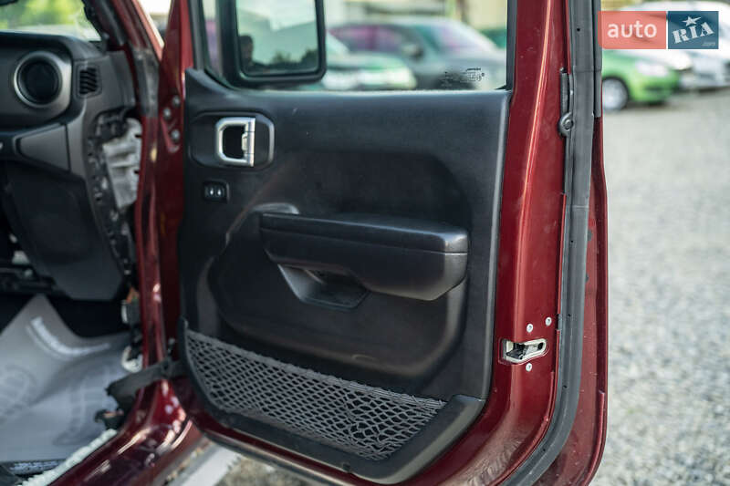 Внедорожник / Кроссовер Jeep Wrangler 2021 в Черновцах