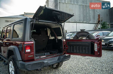 Внедорожник / Кроссовер Jeep Wrangler 2021 в 