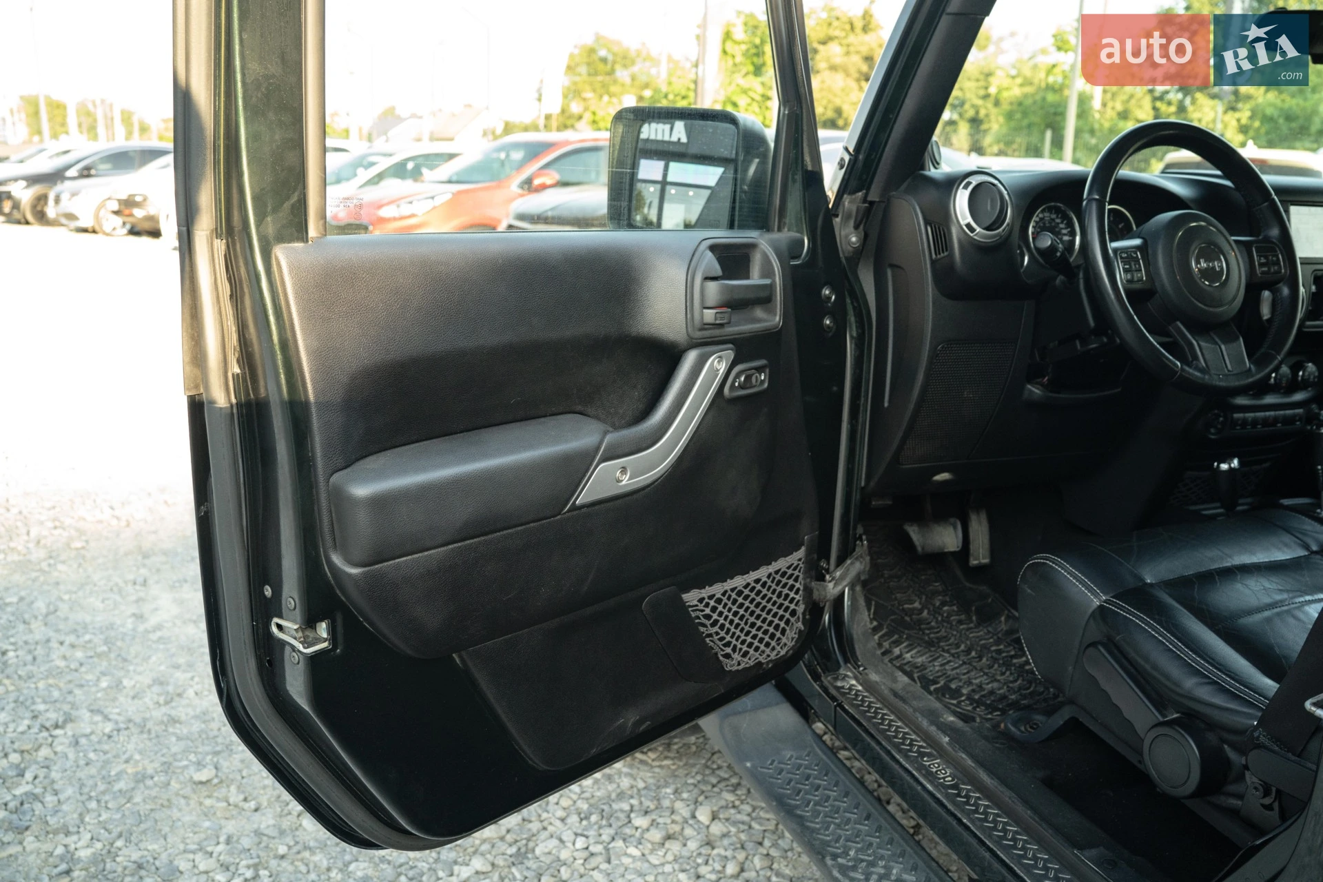 2012 Jeep Wrangler - мініатюра 46