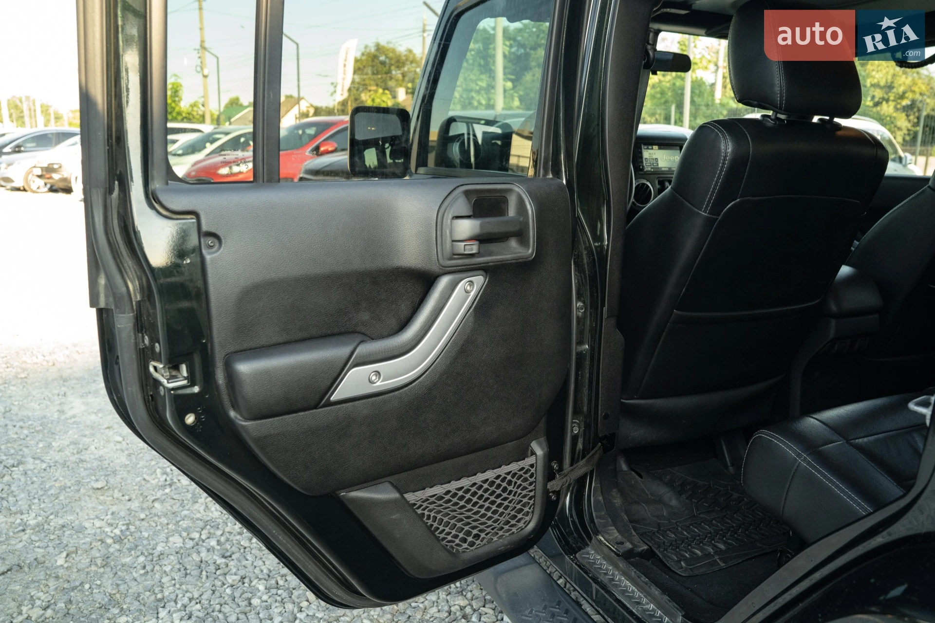 2012 Jeep Wrangler - мініатюра 48