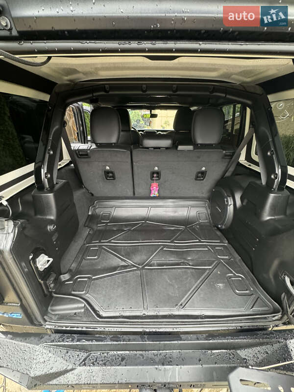 Внедорожник / Кроссовер Jeep Wrangler 2021 в Львове фото 25 Внедорожник / Кроссовер Jeep Wrangler 2021 в Львове