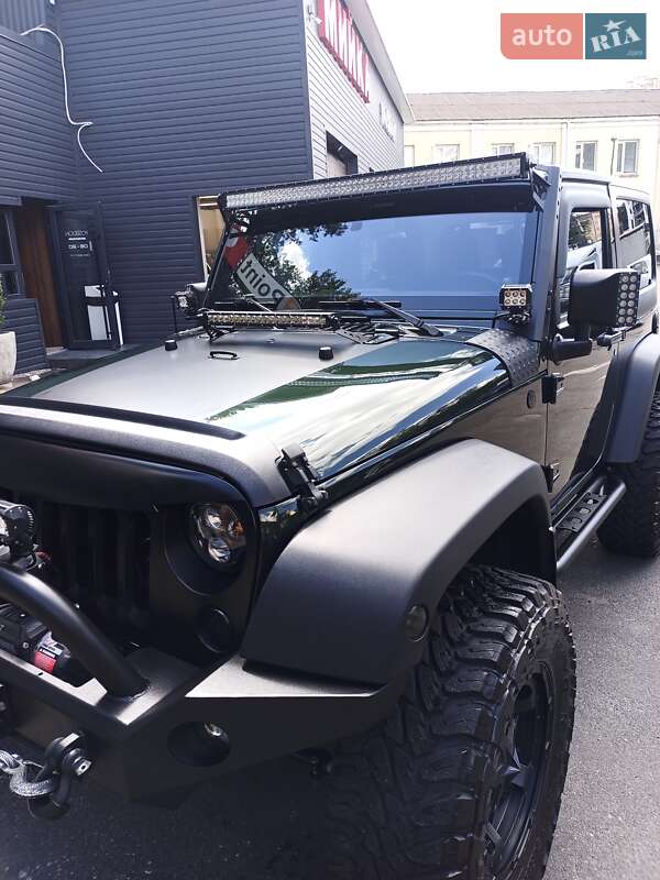 Jeep Wrangler 2011