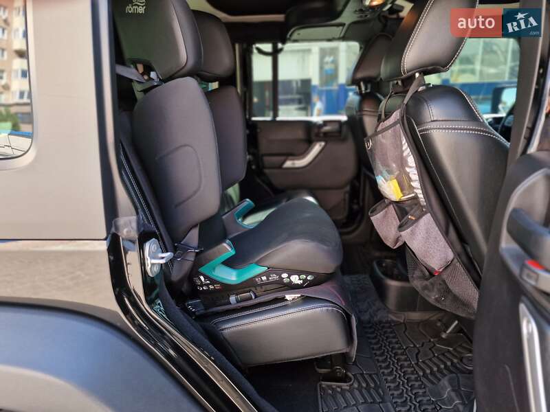 Внедорожник / Кроссовер Jeep Wrangler 2015 в Одессе фото 66 Внедорожник / Кроссовер Jeep Wrangler 2015 в Одессе