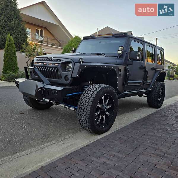 Внедорожник / Кроссовер Jeep Wrangler 2015 в Одессе