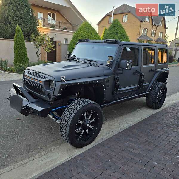 Внедорожник / Кроссовер Jeep Wrangler 2015 в Одессе