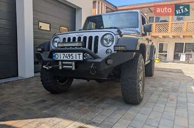 Позашляховик / Кросовер Jeep Wrangler 2014 в 