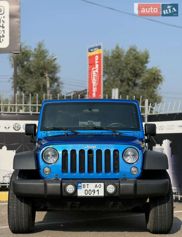 Внедорожник / Кроссовер Jeep Wrangler 2015 в Ивано-Франковске