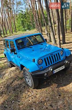 Внедорожник / Кроссовер Jeep Wrangler 2017 в Киеве