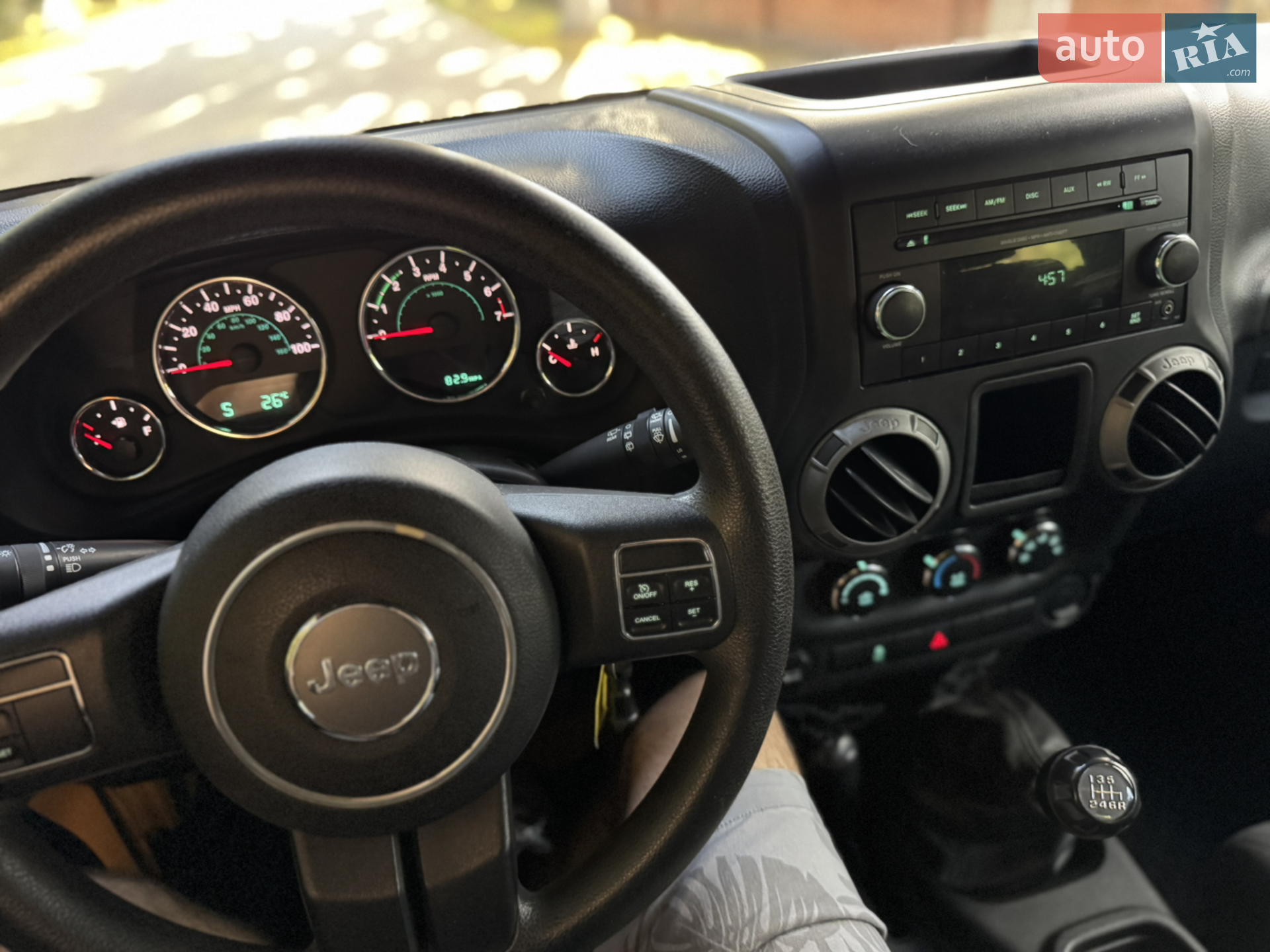 2012 Jeep Wrangler - мініатюра 37