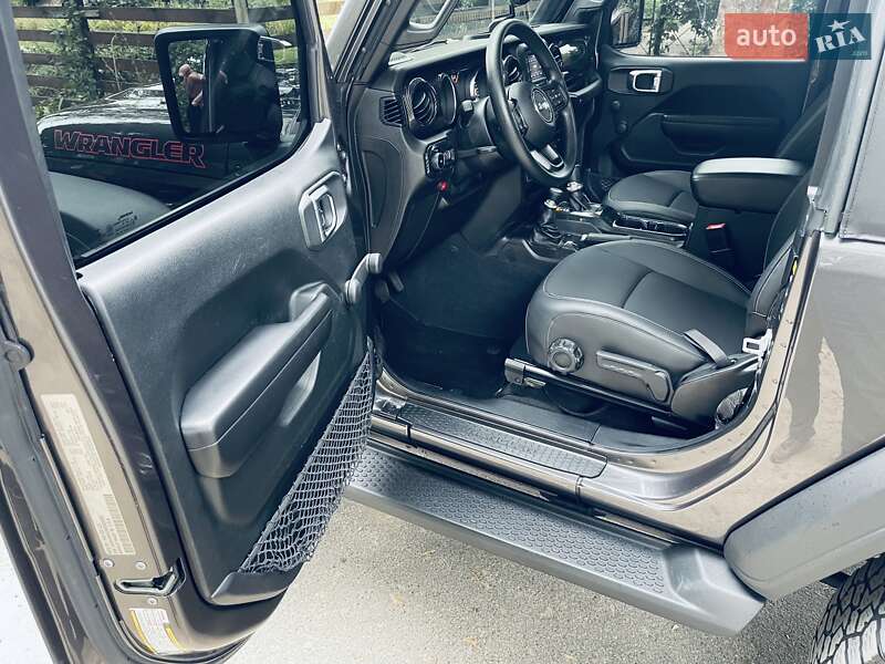 Внедорожник / Кроссовер Jeep Wrangler 2021 в Киеве