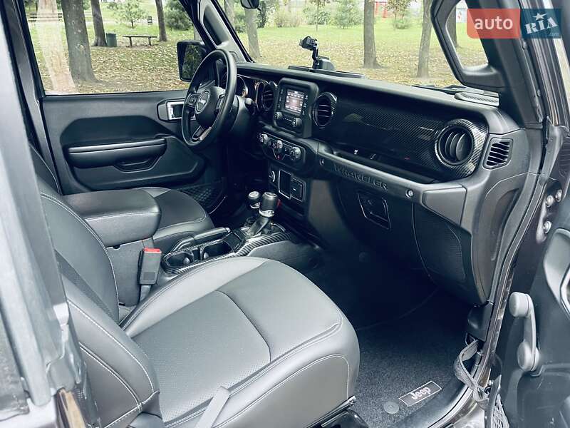 Внедорожник / Кроссовер Jeep Wrangler 2021 в Киеве