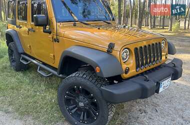 Внедорожник / Кроссовер Jeep Wrangler 2014 в Сумах