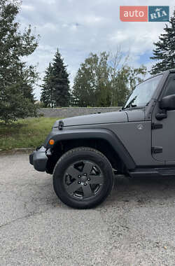 Внедорожник / Кроссовер Jeep Wrangler 2017 в Виннице