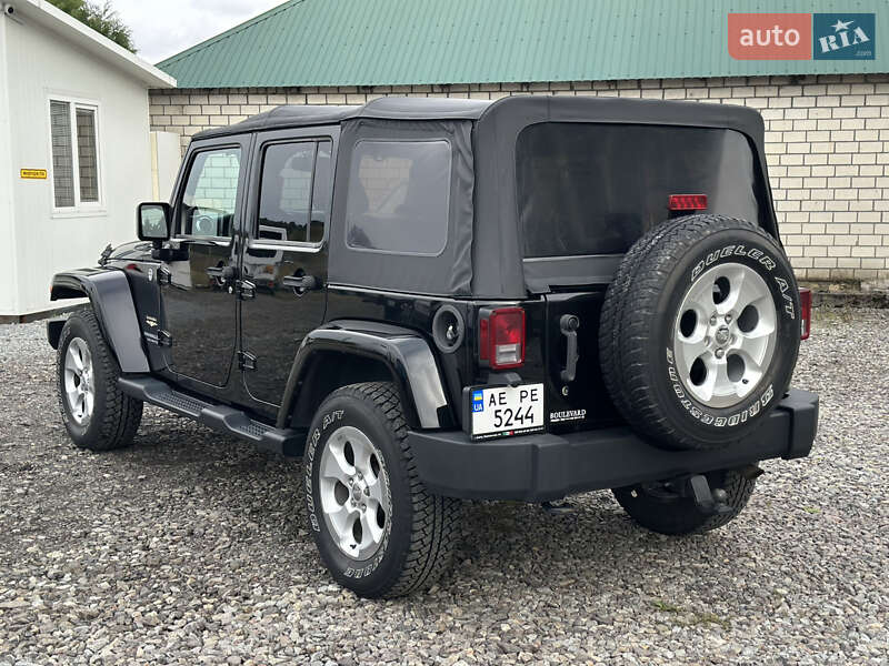 Позашляховик / Кросовер Jeep Wrangler 2013 в Бродах