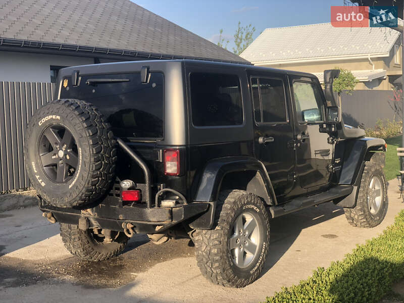 Позашляховик / Кросовер Jeep Wrangler 2015 в Києві