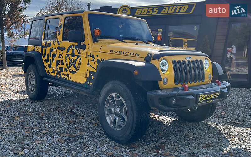 Внедорожник / Кроссовер Jeep Wrangler 2015 в 