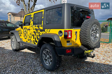Внедорожник / Кроссовер Jeep Wrangler 2015 в 