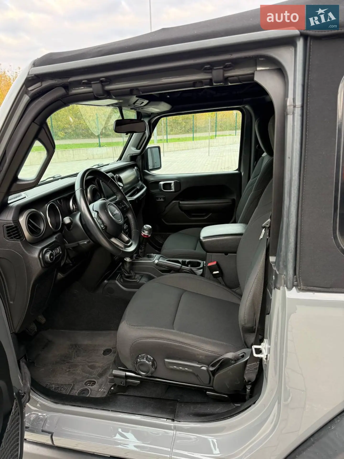 2022 Jeep Wrangler - мініатюра 96