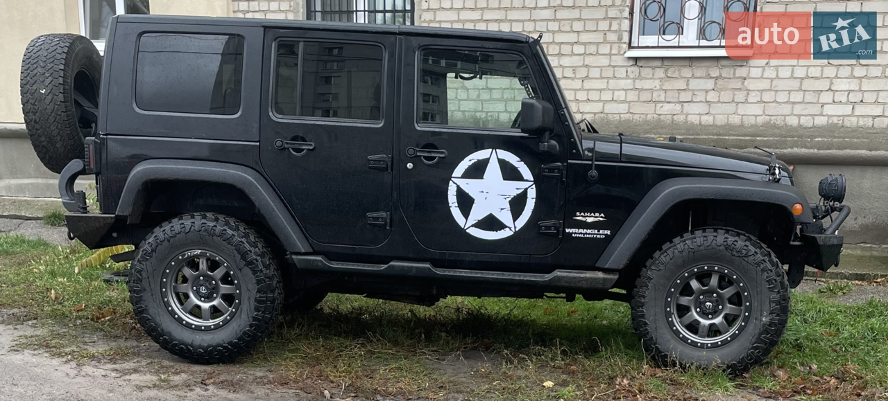 2011 Jeep Wrangler - мініатюра 12