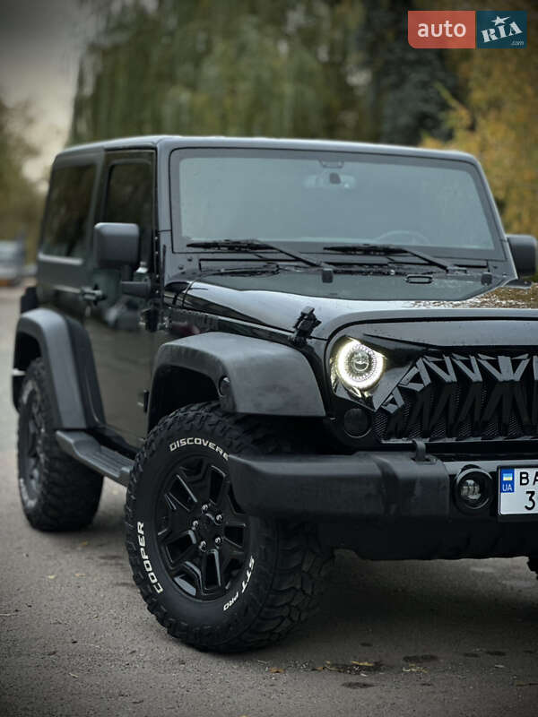 Внедорожник / Кроссовер Jeep Wrangler 2015 в Киеве фото 10 Внедорожник / Кроссовер Jeep Wrangler 2015 в Киеве