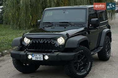 Внедорожник / Кроссовер Jeep Wrangler 2015 в 