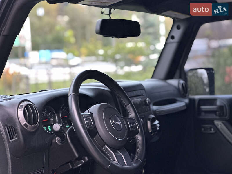 Внедорожник / Кроссовер Jeep Wrangler 2015 в Киеве фото 32 Внедорожник / Кроссовер Jeep Wrangler 2015 в Киеве
