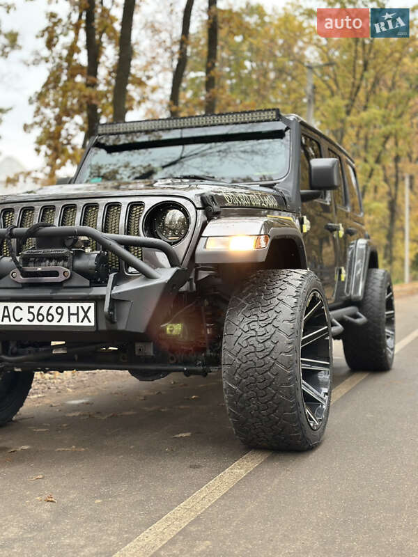 Внедорожник / Кроссовер Jeep Wrangler 2019 в Киеве