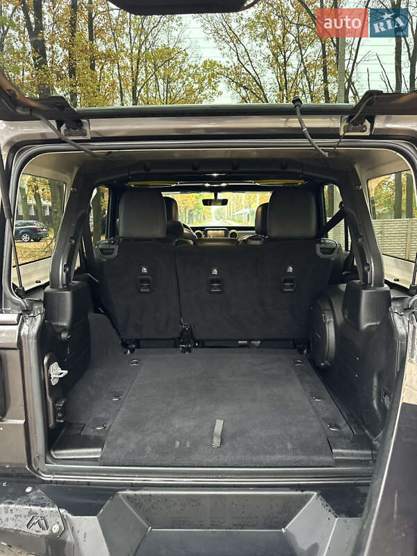 Внедорожник / Кроссовер Jeep Wrangler 2019 в Киеве