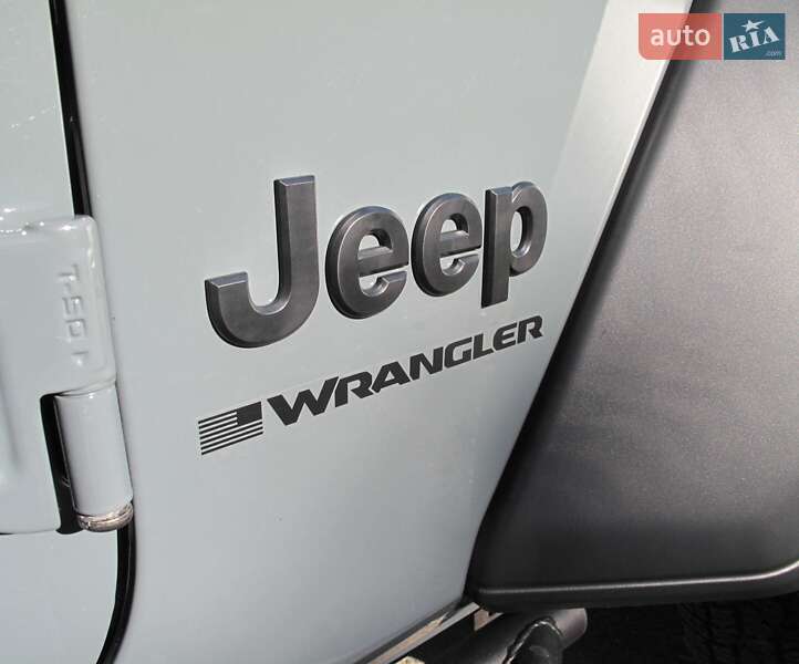Внедорожник / Кроссовер Jeep Wrangler 2023 в Киеве фото 15 Внедорожник / Кроссовер Jeep Wrangler 2023 в Киеве