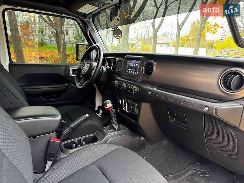 Внедорожник / Кроссовер Jeep Wrangler 2021 в Киеве