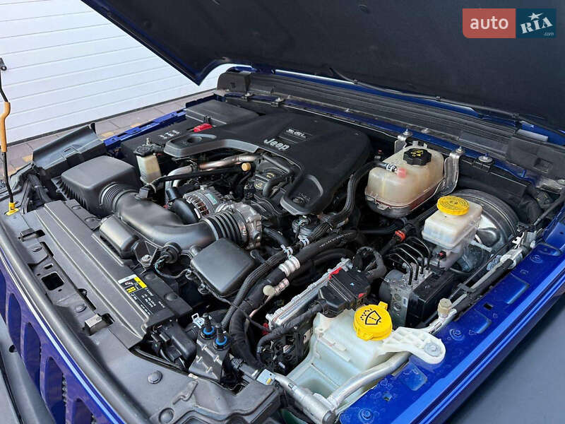 Внедорожник / Кроссовер Jeep Wrangler 2019 в Киеве