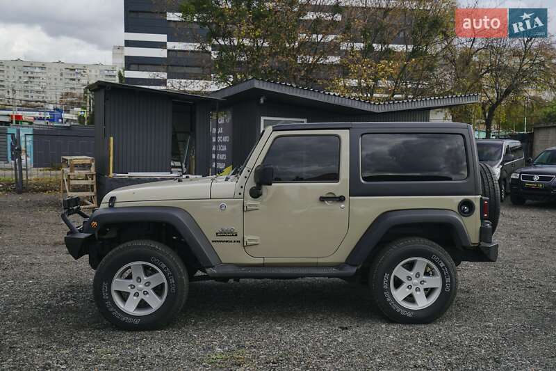 Внедорожник / Кроссовер Jeep Wrangler 2017 в Харькове