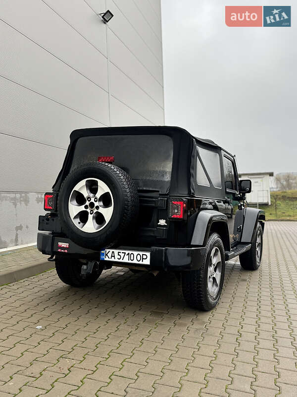 Внедорожник / Кроссовер Jeep Wrangler 2015 в Киеве фото 7 Внедорожник / Кроссовер Jeep Wrangler 2015 в Киеве