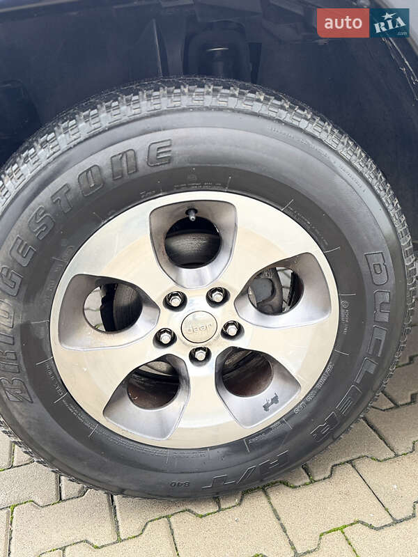 Внедорожник / Кроссовер Jeep Wrangler 2015 в Киеве фото 23 Внедорожник / Кроссовер Jeep Wrangler 2015 в Киеве