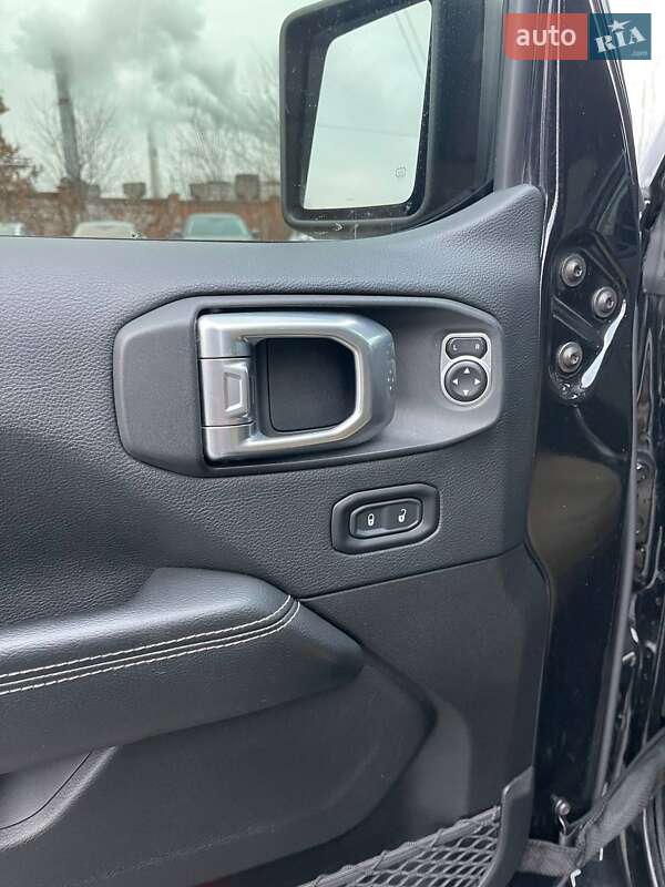 Позашляховик / Кросовер Jeep Wrangler 2018 в Львові