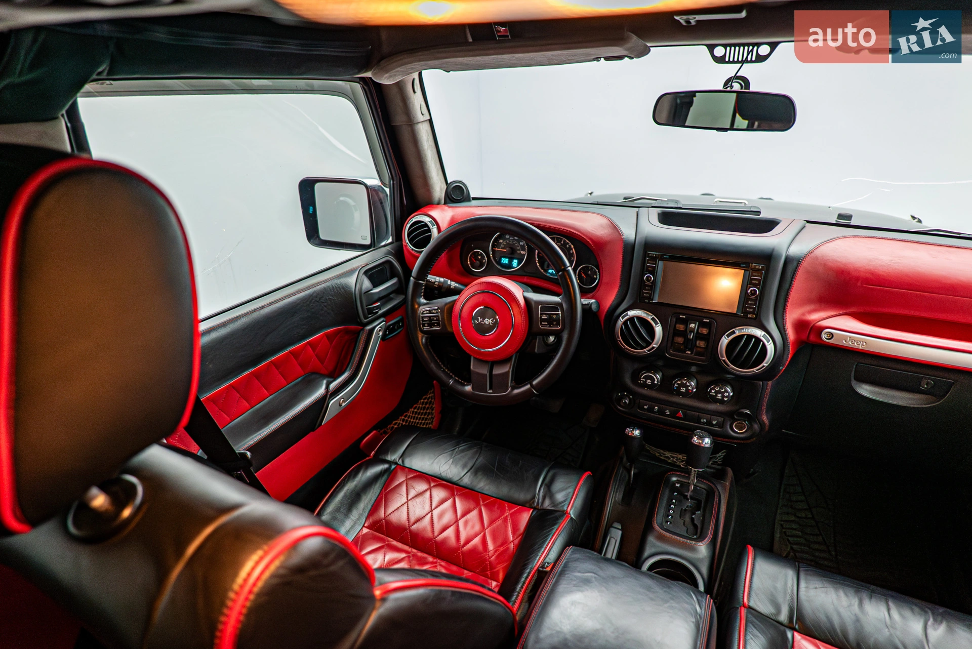 2011 Jeep Wrangler - мініатюра 11