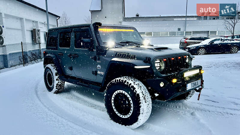 Позашляховик / Кросовер Jeep Wrangler 2018 в Львові