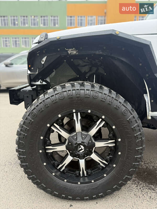 Позашляховик / Кросовер Jeep Wrangler 2016 в Луцьку фото 5 Позашляховик / Кросовер Jeep Wrangler 2016 в Луцьку
